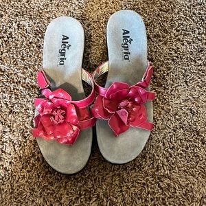 Flower sandals